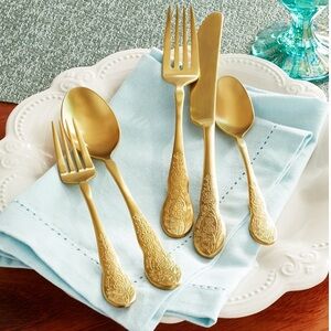 The Pioneer Woman Mazie Gold 20-Piece Flatware Set NEW
